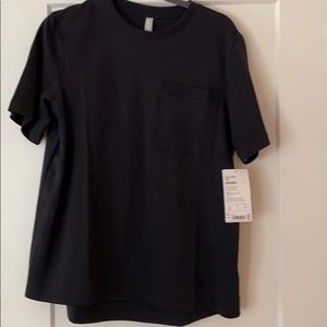 Athleta black Gallery tee